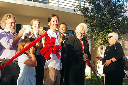 Neighborhood Renaissance Art Lofts ribbon cutting